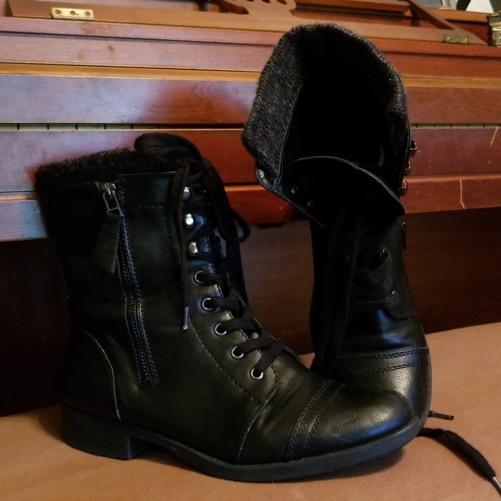 Taya boots